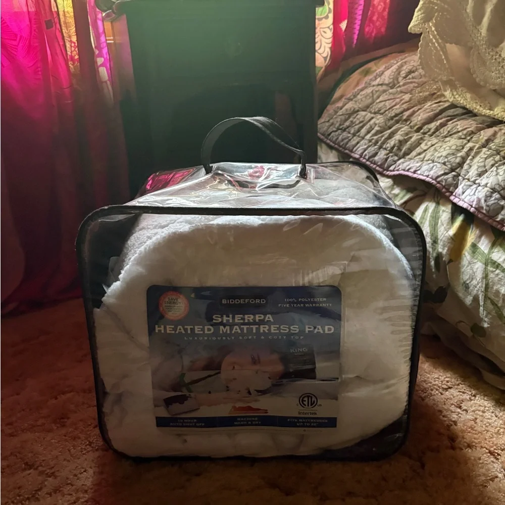 Biddeford White Sherpa Heated Mattress Pad - Plush Warmth King New in package